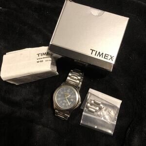 Timex Expedition Indiglo Backlight 39mm Women’s Field Watch WR50M Luminous Hands